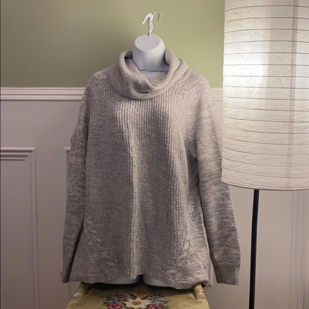 Women’s sweater